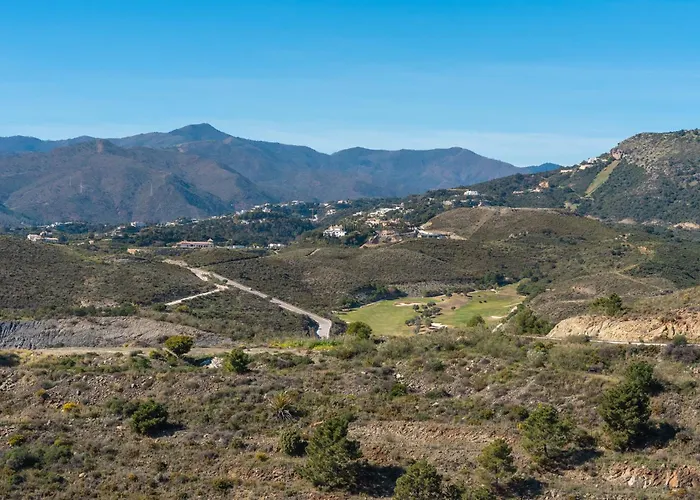 Stunning 3-bedroom Seaview Penthouse Appartement Estepona
