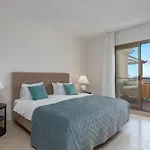 Stunning 3-bedroom Seaview Penthouse Estepona