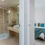 Stunning 3-bedroom Seaview Penthouse