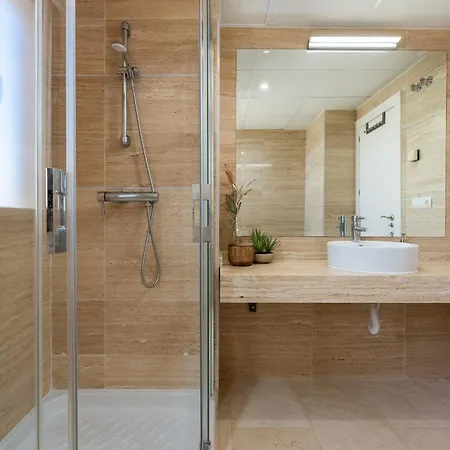 Stunning 3br Penthouse With Sea Views * אסטפונה