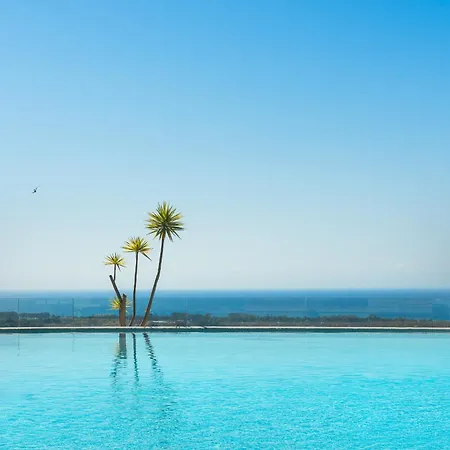 Stunning 3br Penthouse With Sea Views דירה *