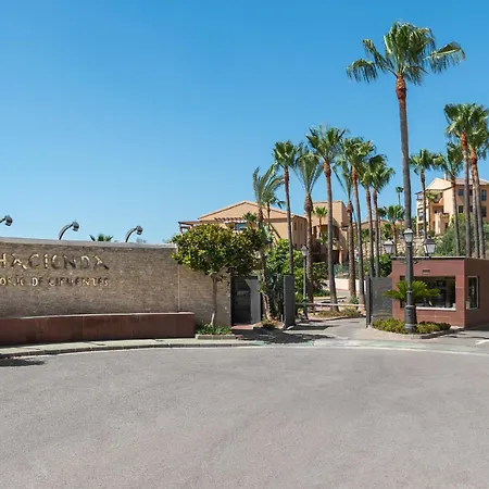 Stunning 3br Penthouse With Sea Views * Estepona