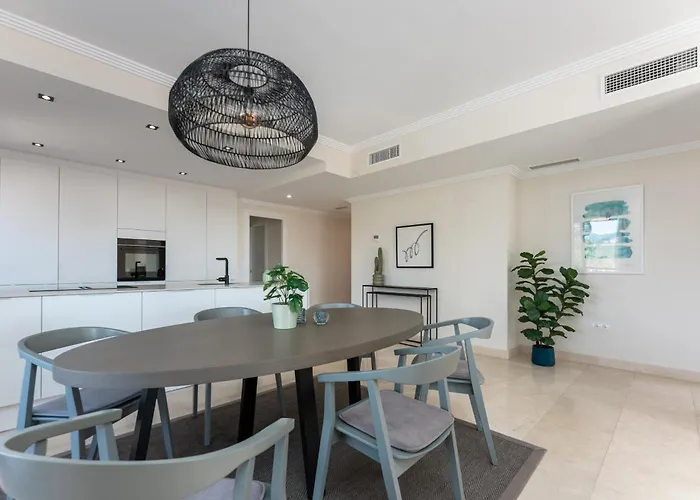 Appartamento Stunning 3-bedroom Seaview Penthouse Estepona