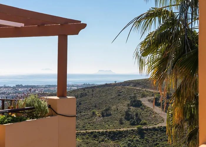 Appartamento Stunning 3-bedroom Seaview Penthouse Estepona