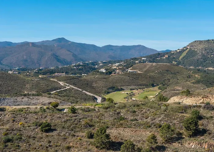 Stunning 3-bedroom Seaview Penthouse Estepona