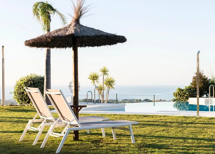 Apartment Stunning 3-bedroom Seaview Penthouse