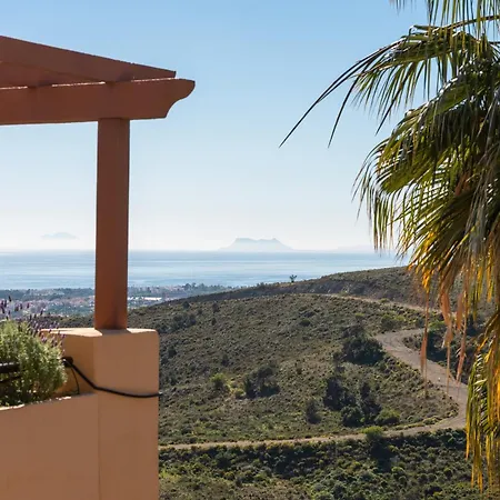 Appartement Stunning 3br Penthouse With Sea Views Estepona